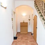 Apartment Elise *