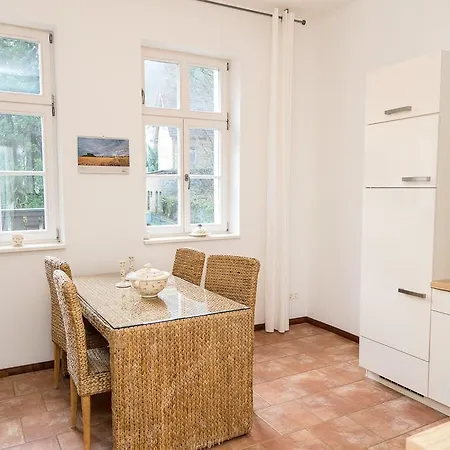 Apartment Elise *